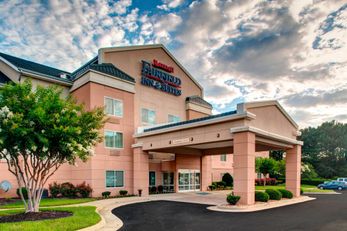 Fairfield Inn & Suites