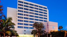 Holiday Inn Palm Beach Airport