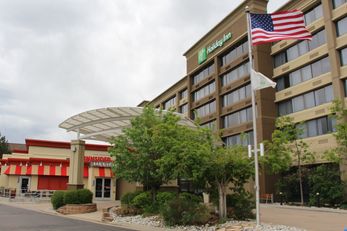 Holiday Inn Denver-Lakewood