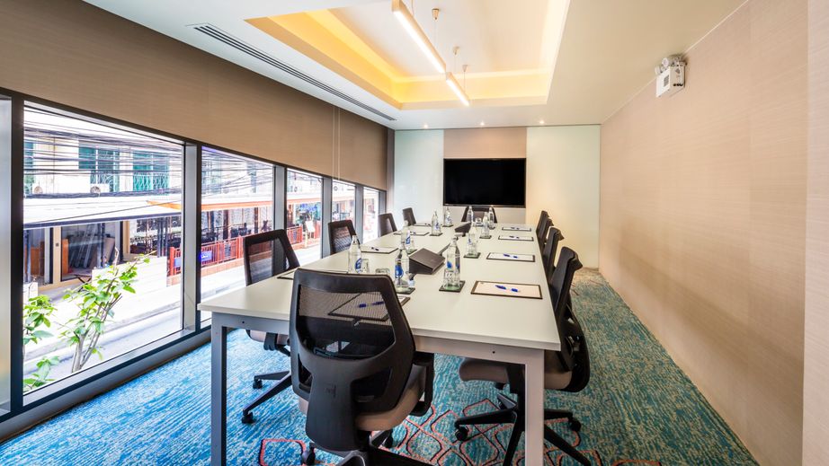 Holiday Inn Express Bangkok Sukhumvit 11 Bangkok Thailand Meeting Rooms Event Space Northstar Meetings Group