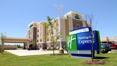 Holiday Inn Express Covington-Madisonvil