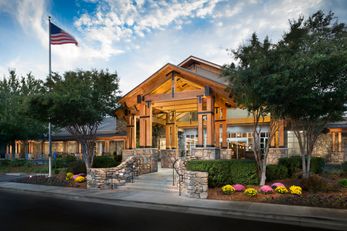 Crowne Plaza Resort Asheville
