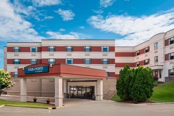 Four Points by Sheraton Milwaukee Arpt