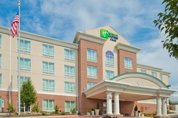 Holiday Inn Express Hotel & Suites