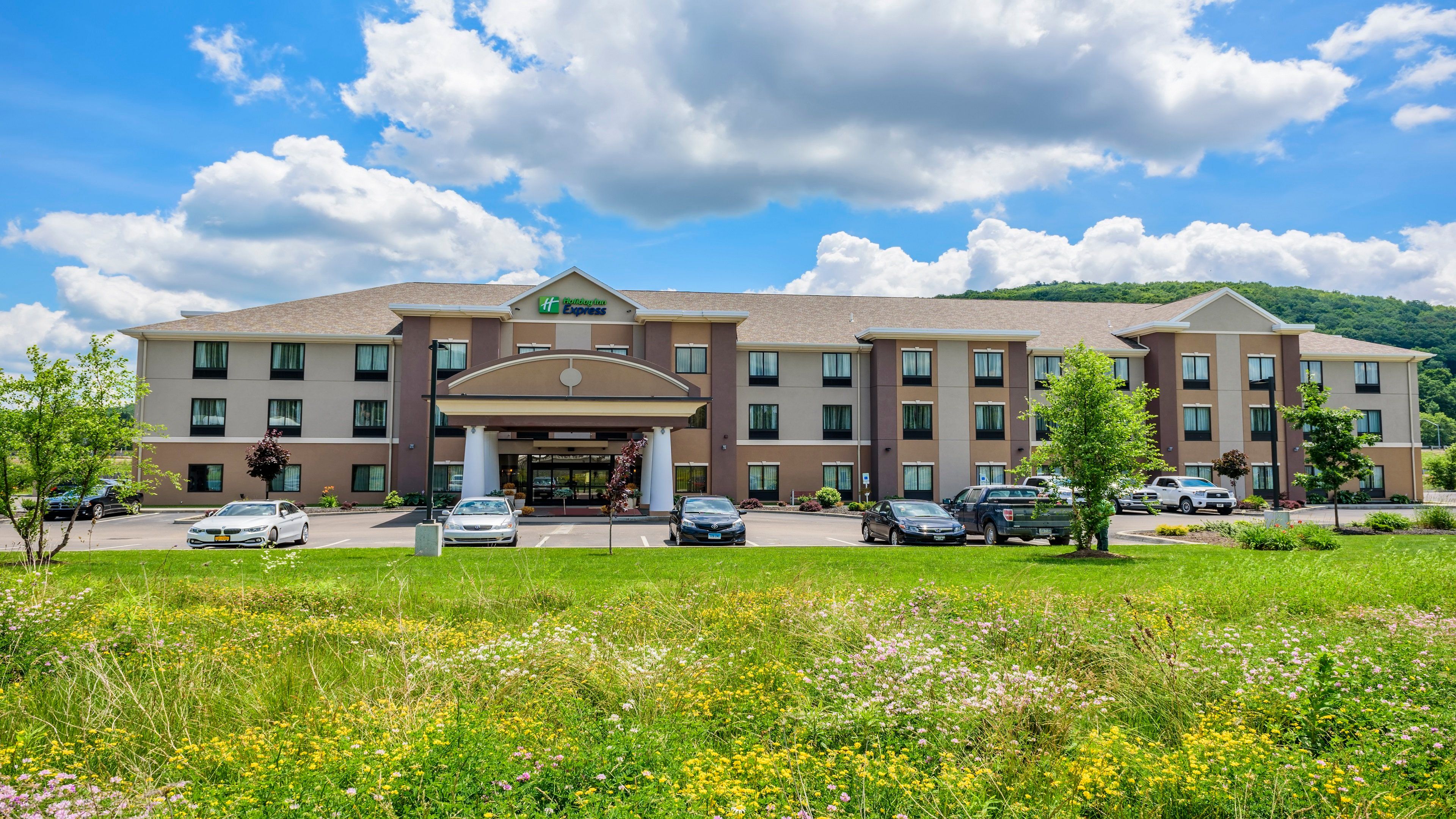 Holiday Inn Express Bradford Bradford, PA Hotels Tourist Class Hotels