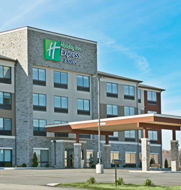 Holiday Inn Express & Suites Uniontown