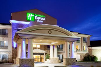Holiday Inn Express Hotel & Suites