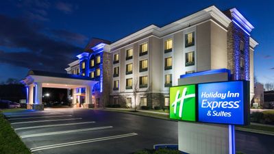 Holiday Inn Express & Suites Stroudsburg