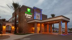 Holiday Inn Express & Suites East Messa