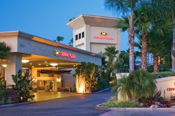Crowne Plaza Mission Valley