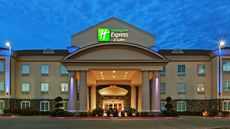 Holiday Inn Express Hotel & Suites N