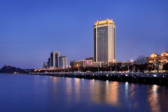 Crowne Plaza Zhenjiang