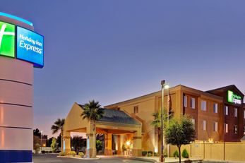 Holiday Inn Express Las Vegas Nellis