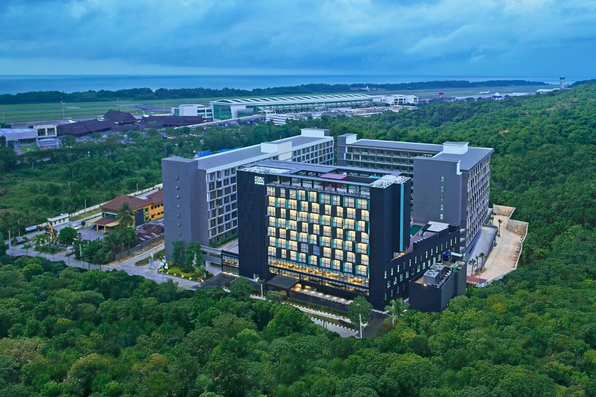 Four Points by Sheraton Balikpapan Images & Videos First Class Balikpapan, Indonesia Hotels Four Points by Sheraton Balikpapan Images & Videos First Class Balikpapan, Indonesia Hotels