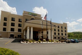 Holiday Inn Express Somerset