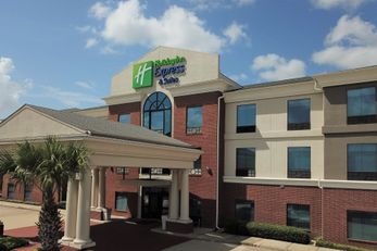 Holiday Inn Express Hotel & Suites