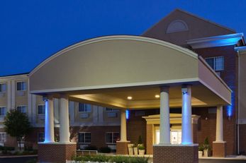 Holiday Inn Express Defiance