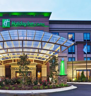 Holiday Inn & Suites - University