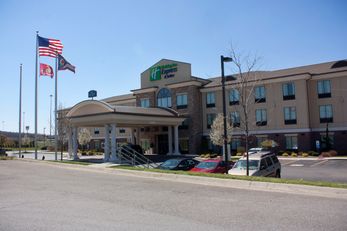 Holiday Inn Express/Suites Youngstown W