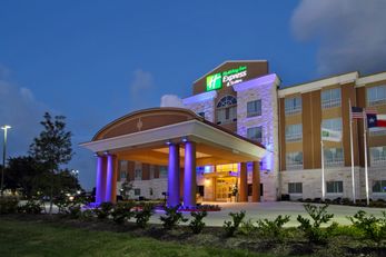 Holiday Inn Express & Suites Baytown