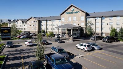 Sandman Hotel & Stes Calgary South
