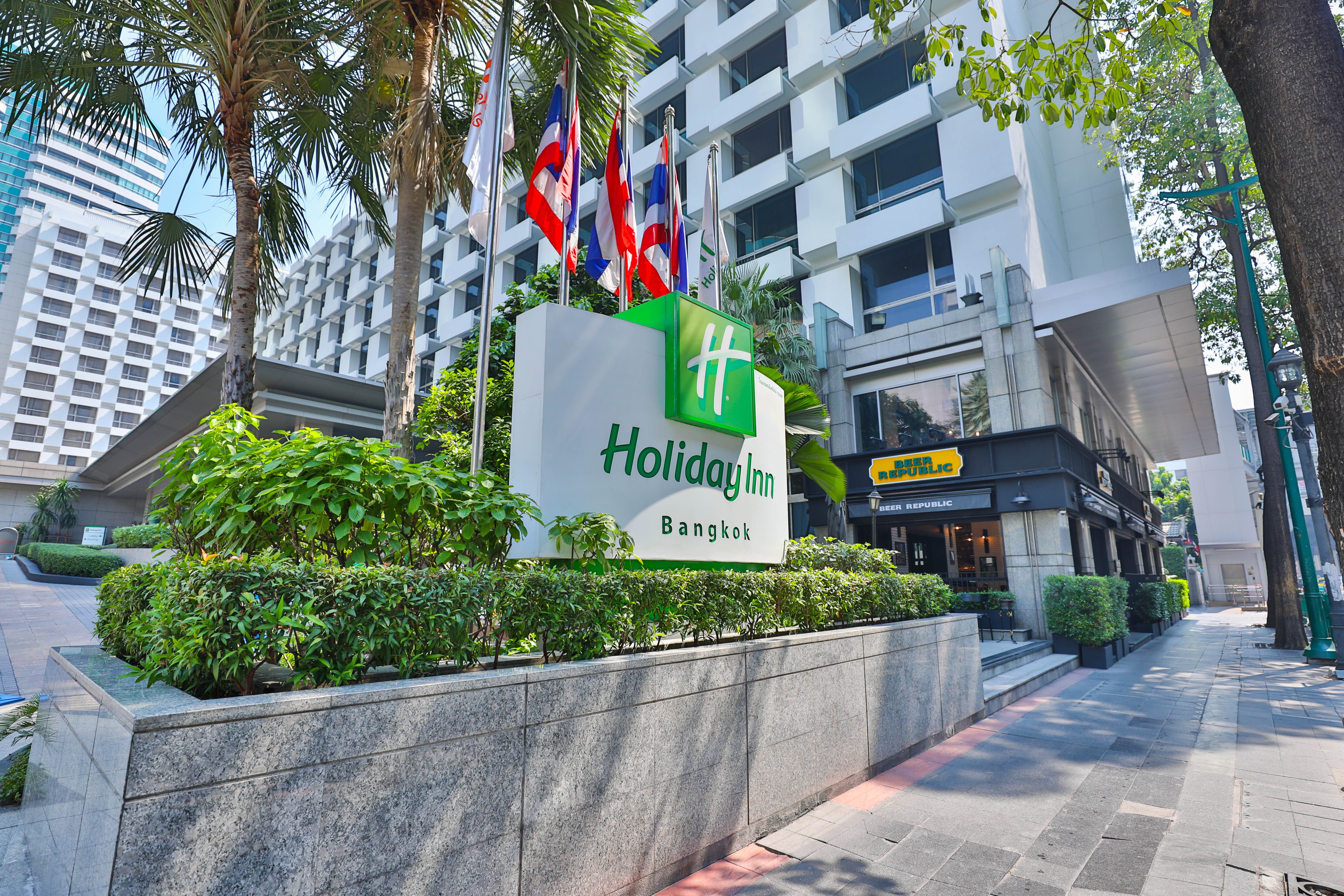 Holiday Inn Bangkok Bangkok Thailand Hotels First Class Hotels In Bangkok Gds Reservation Codes Hotel Search By Hotel Travel Index Travel Weekly China