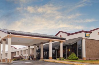 Red Roof Inn & Suites Mt Holly - McGuire