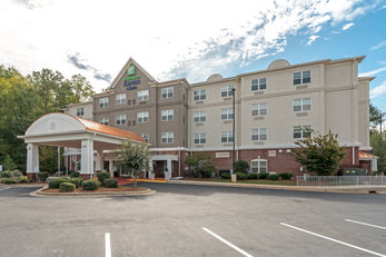 Holiday Inn Express & Suites LaGrange