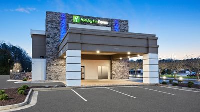 Holiday Inn Express Hopewell-Fort Lee
