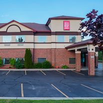 Red Roof Inn & Suites Lake Orion