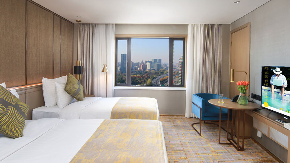 Golden Tulip Shanghai Rainbow Hotel Room