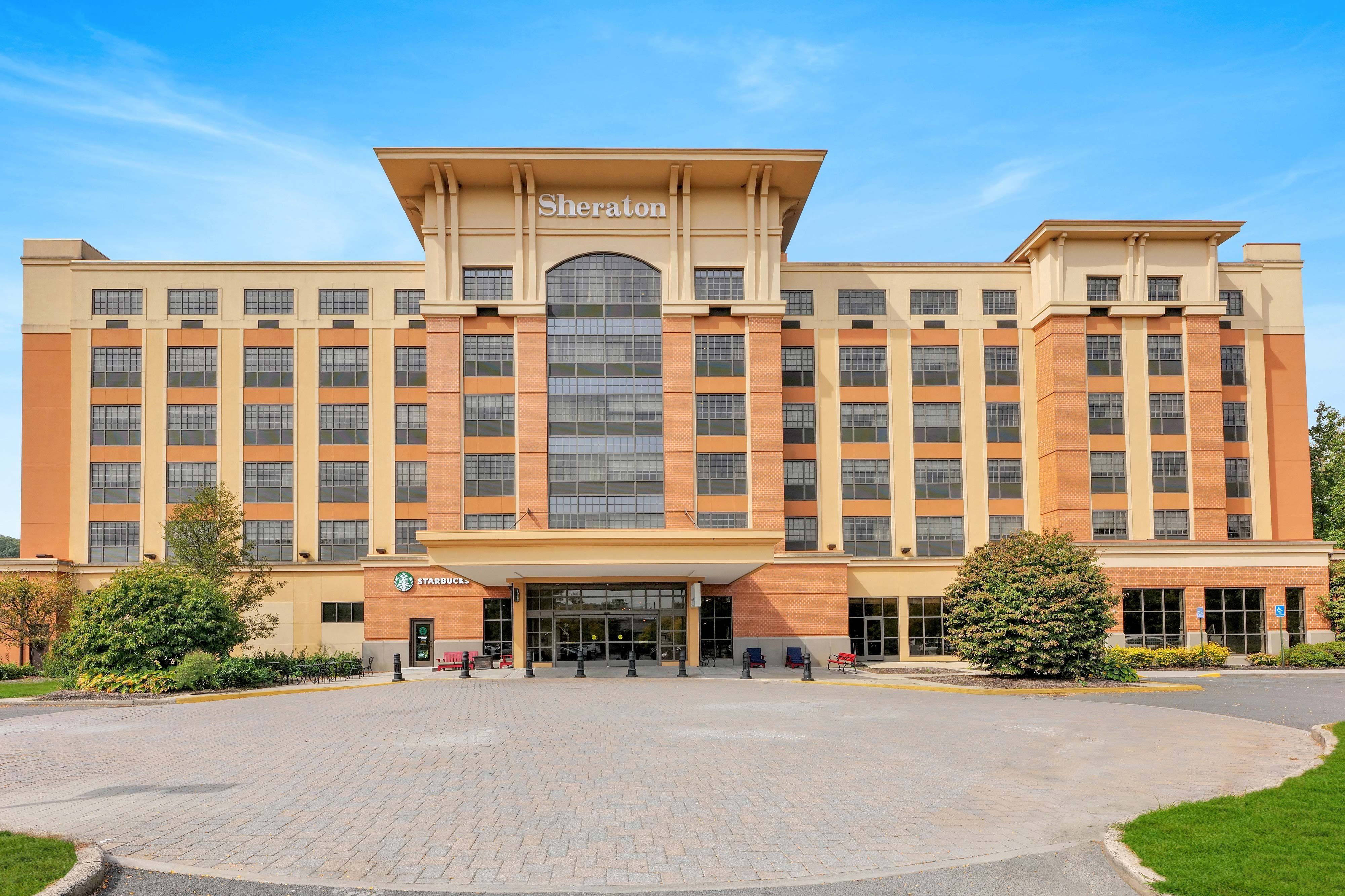 luxury hotels in tarrytown ny