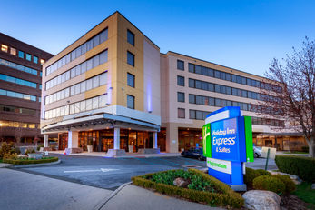 Holiday Inn Express & Suites Stamford