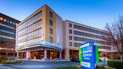 Holiday Inn Express & Suites Stamford