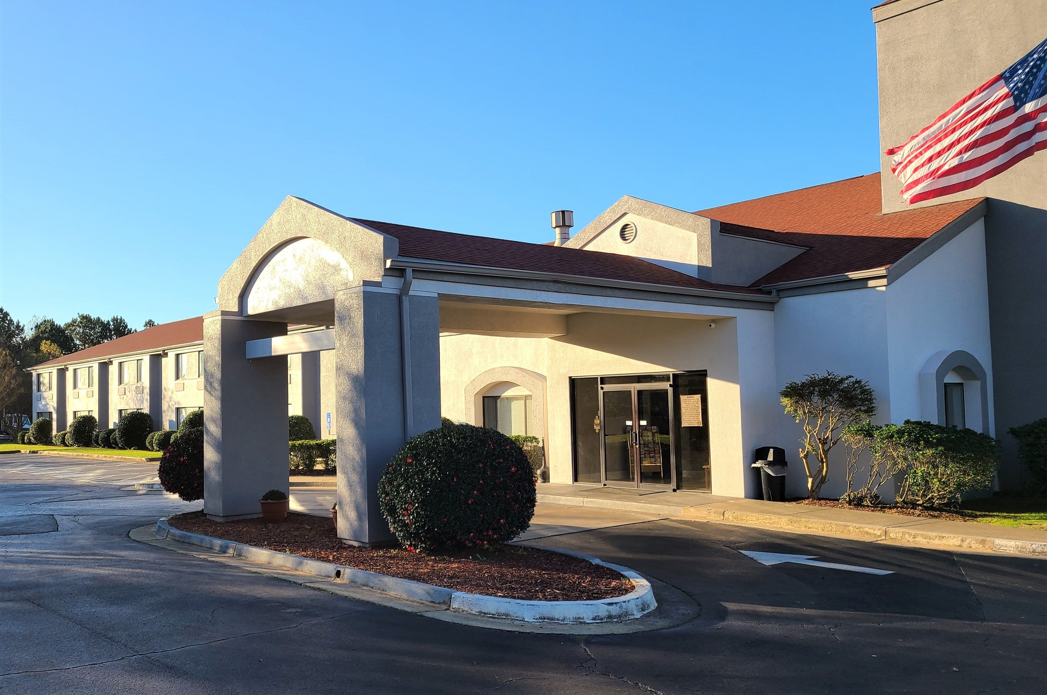 Red Roof Inn Lavonia Lavonia, GA Hotels Tourist Class Hotels in