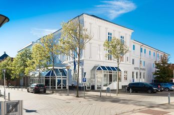 Phonix Hotel