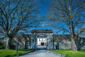 Castle Arch Hotel