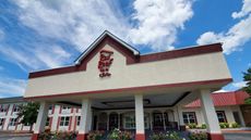 Red Roof Inn & Suites Manchester, TN