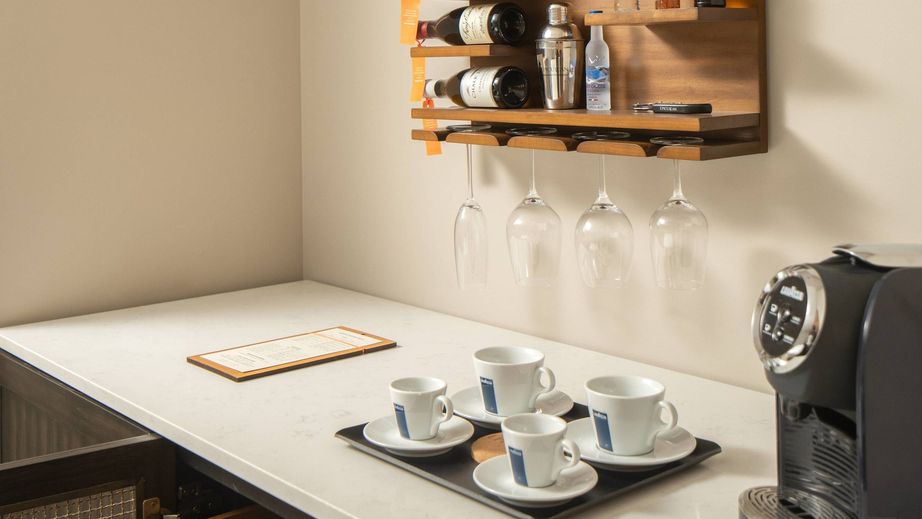 Epicurean Atlanta, Autograph Collection Room