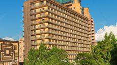 Ani Plaza Hotel