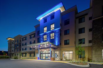Holiday Inn Express & Suites Valencia