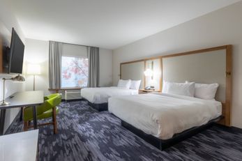 Fairfield Inn & Suites Salmon Arm