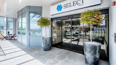 Select Hotel A1