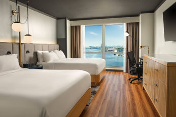 Renaissance Portsmouth-Norfolk Hotel