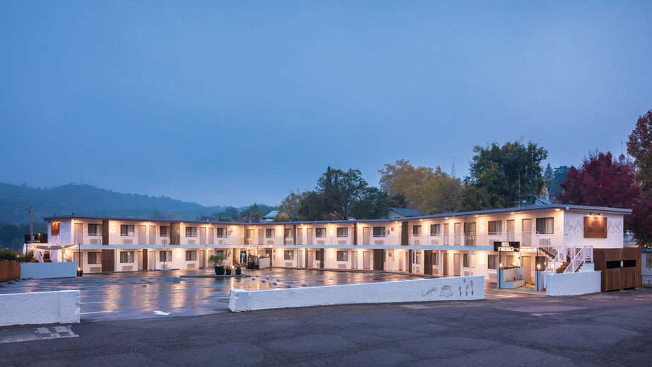 Hotel Lumberjack Sonora, CA Meeting Rooms & Event Space Successful