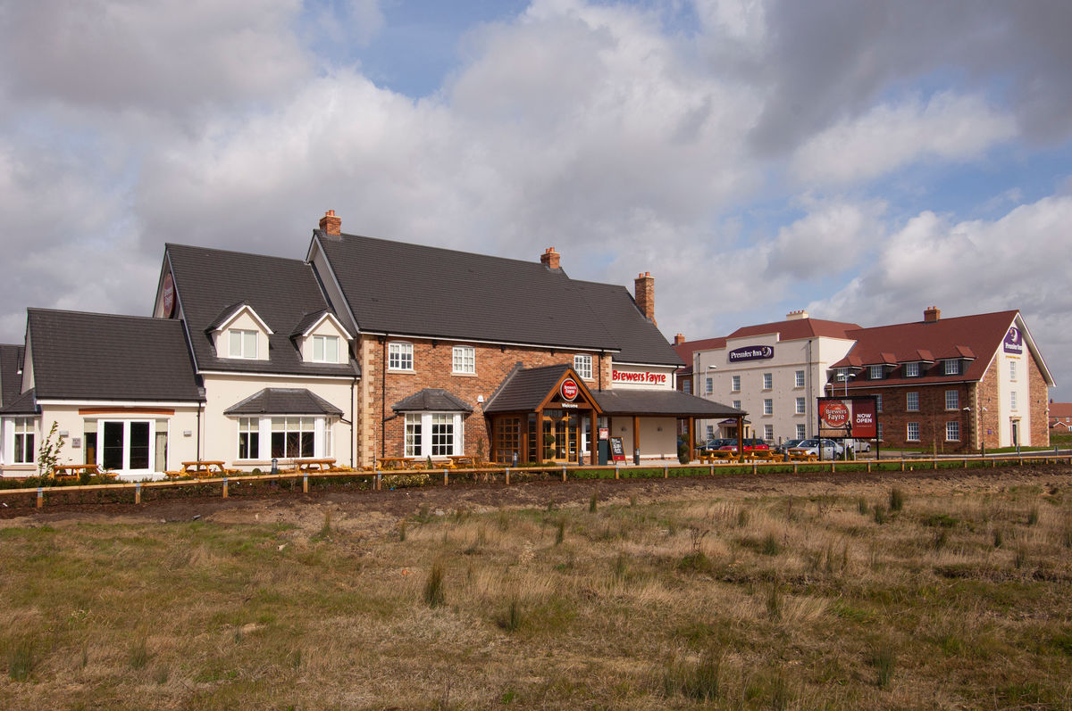 Premier Inn Bedford South (A421) Images & Videos First Class Bedford