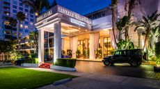 Beverly Hills Plaza Hotel & Spa