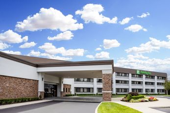 Holiday Inn Long Island Islip Arpt East