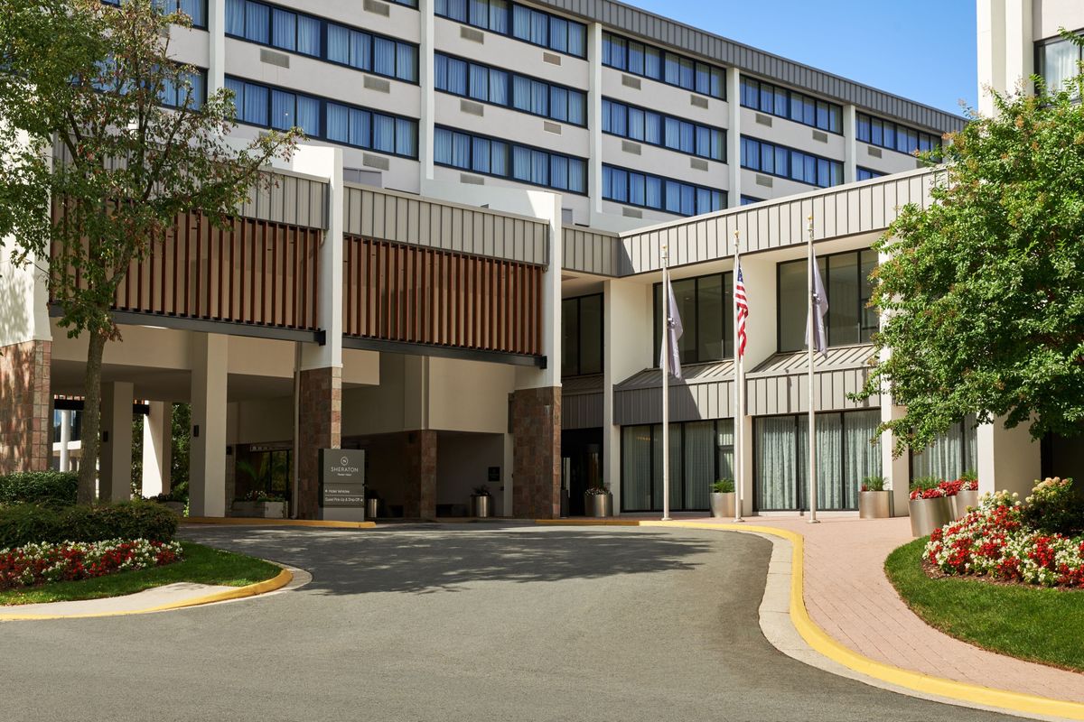 Sheraton Reston Hotel- First Class Reston, VA Hotels- GDS ...