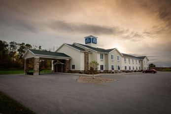 Cobblestone Hotel & Suites Knoxville